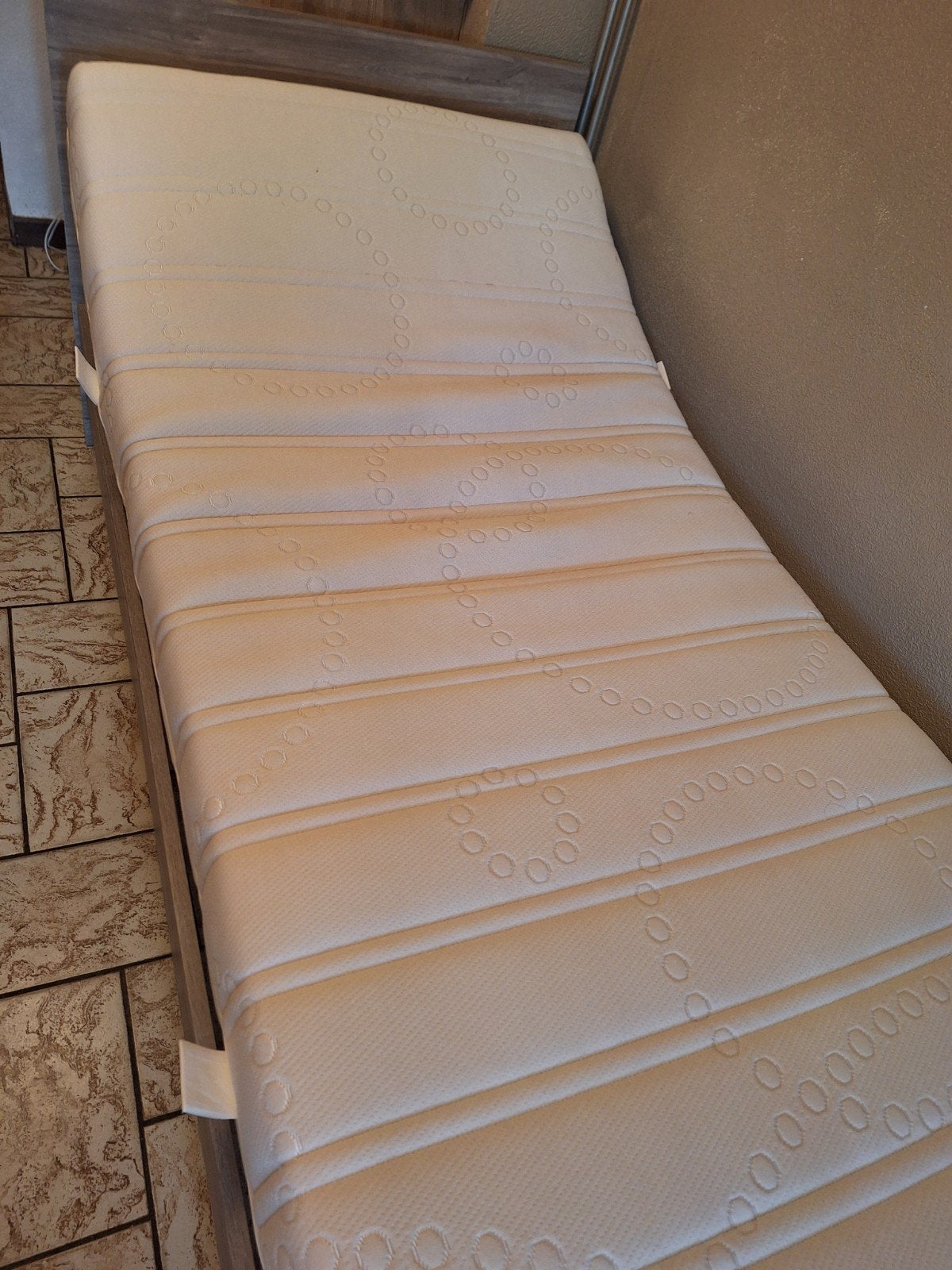 ORTHOPEDISCH BED/BOXSPRING AFNEEMBAAR HOOFD EN VOETEN IN NIE, Ophalen, Eenpersoons, 210 cm