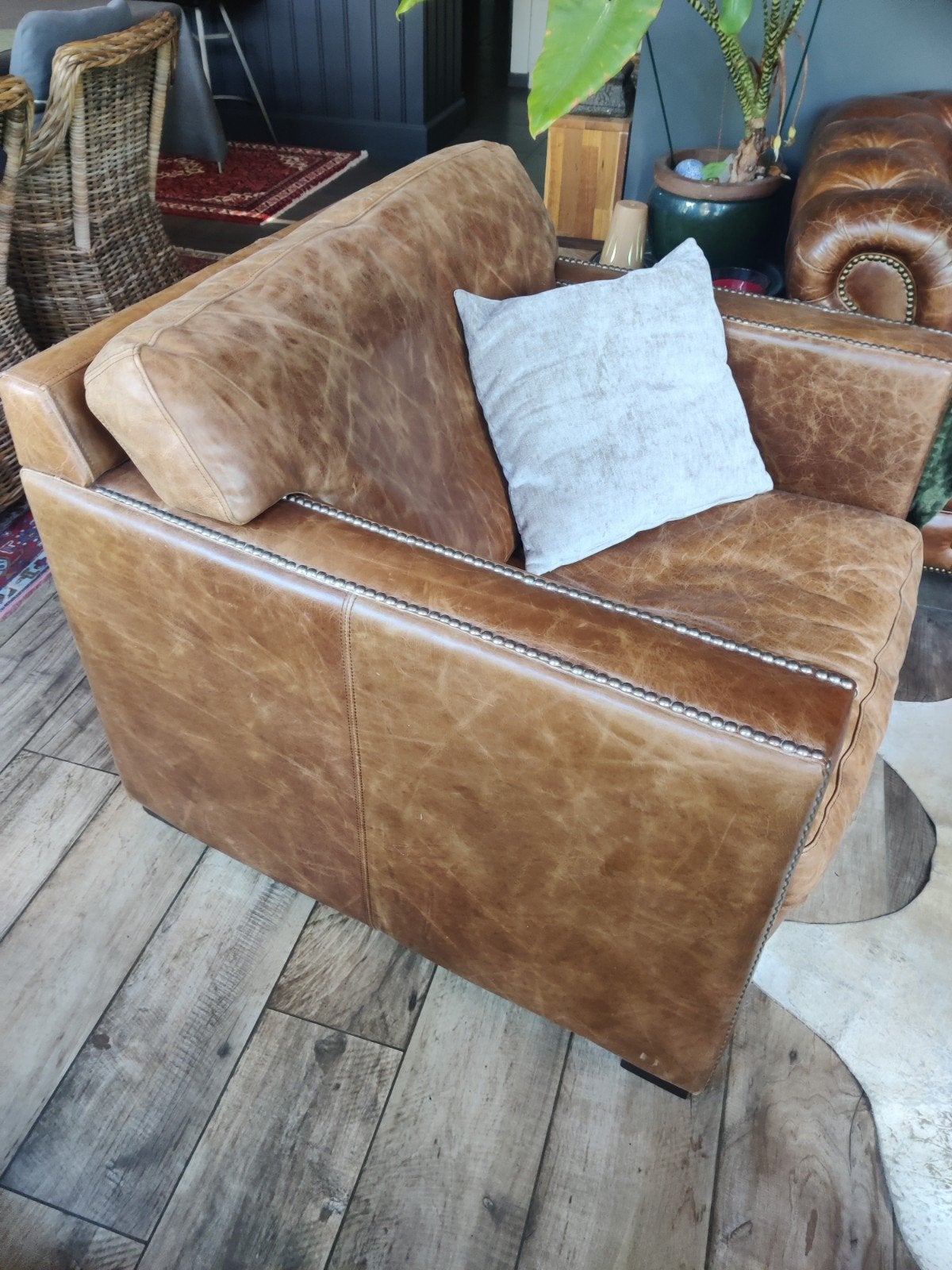 Gratis lederen fauteuil in goede staat, Huis en Inrichting, Ophalen