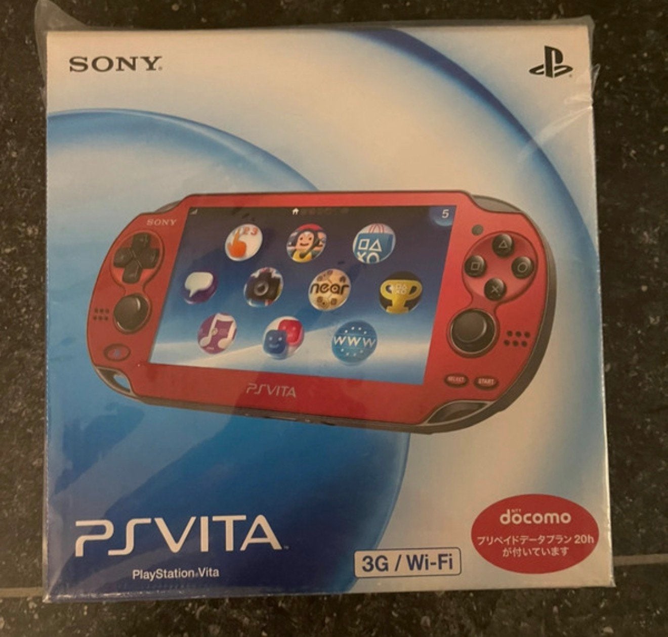 Playstation Vita red / rouge plus 3g/wifi nieuw / new / neuf, Games en Spelcomputers, Spelcomputers | Sony PlayStation Vita, Ophalen of Verzenden