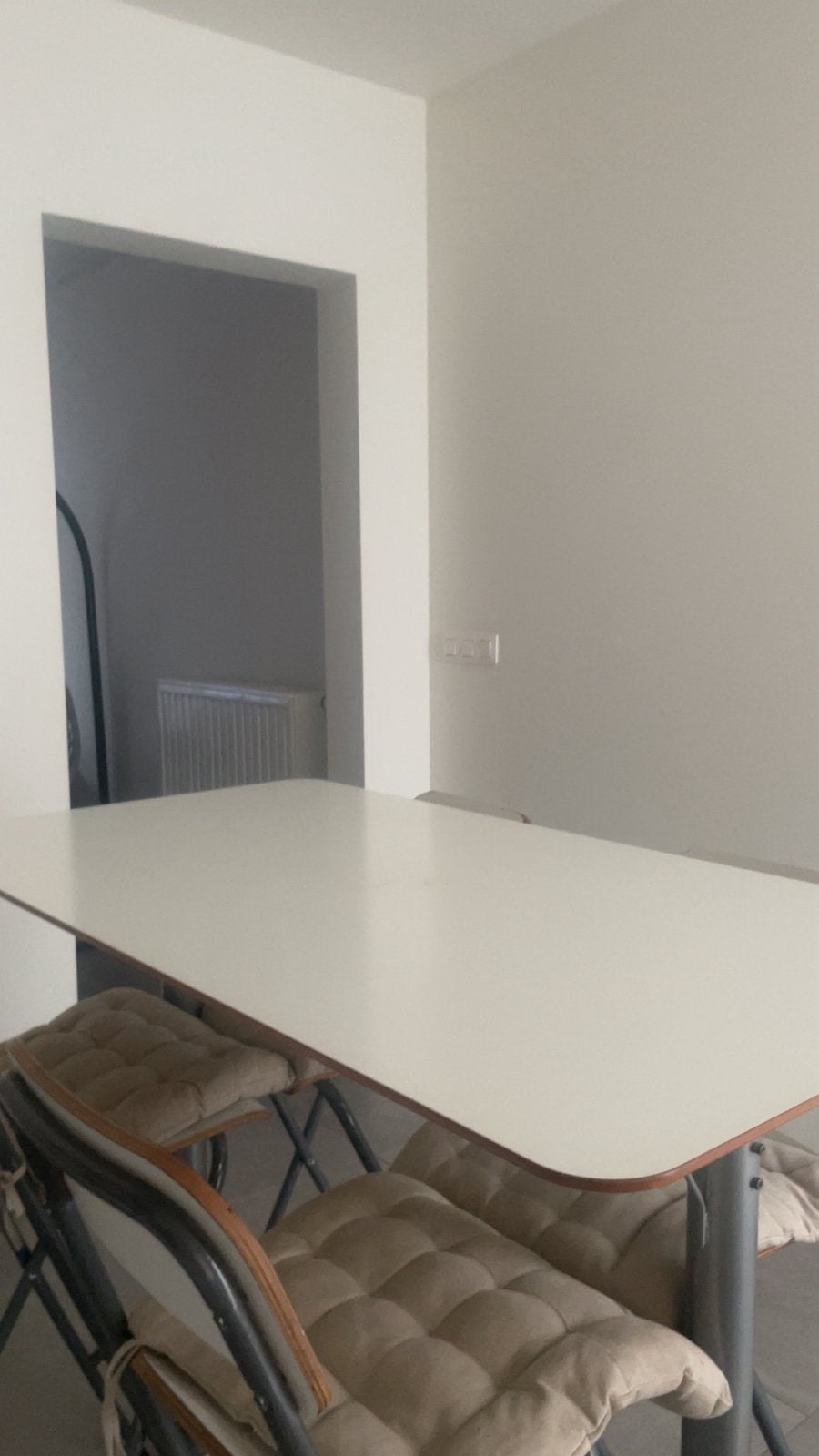 Keukentafel en 4 stoelen, Ophalen, Gebruikt, Wit, Vier