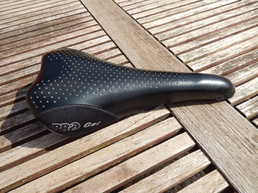 Racefietszadel, Fietsen en Brommers, Fietsaccessoires | Overige Fietsaccessoires, Ophalen of Verzenden, Zo goed als nieuw