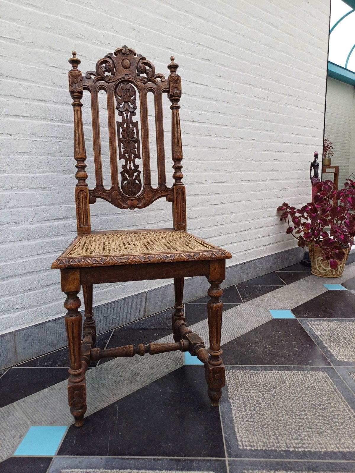 Houten kerkstoel met rotan zitting, Antiek en Kunst, Ophalen
