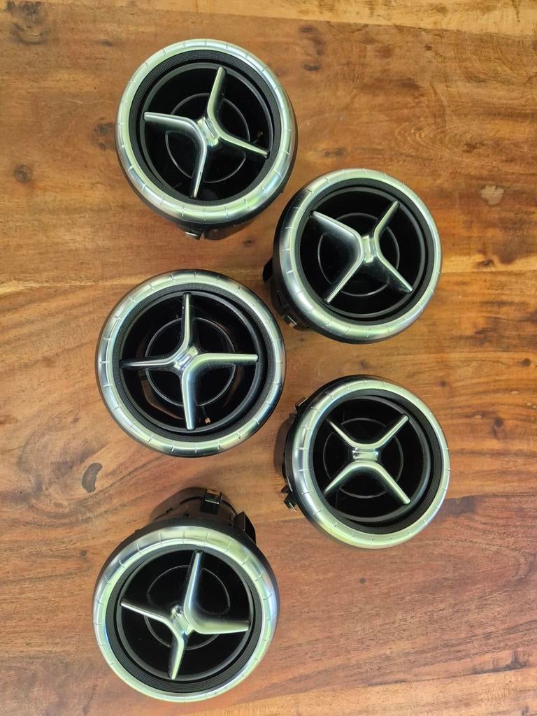 Ventilation d'origine mercedes cla , 5 pièces, Ophalen of Verzenden