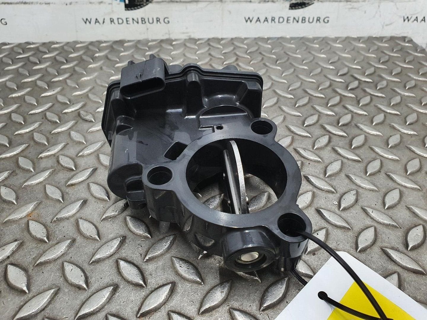 BMW 3 SERIES GASKLEPHUIS 13548512452 2020, Ophalen of Verzenden, Gebruikt, ARN erkend