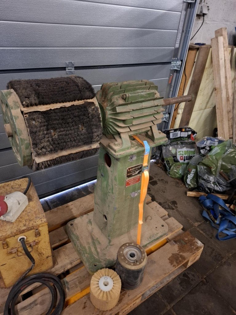 Ponceuse machine à bois, Enlèvement