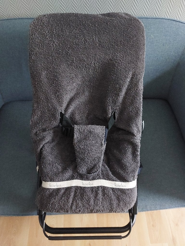 Hoes voor wipstoel/bouncer (merk hoes: Koeka), Enlèvement, Comme neuf, Chaise rebondissante, Avec ceinture(s)