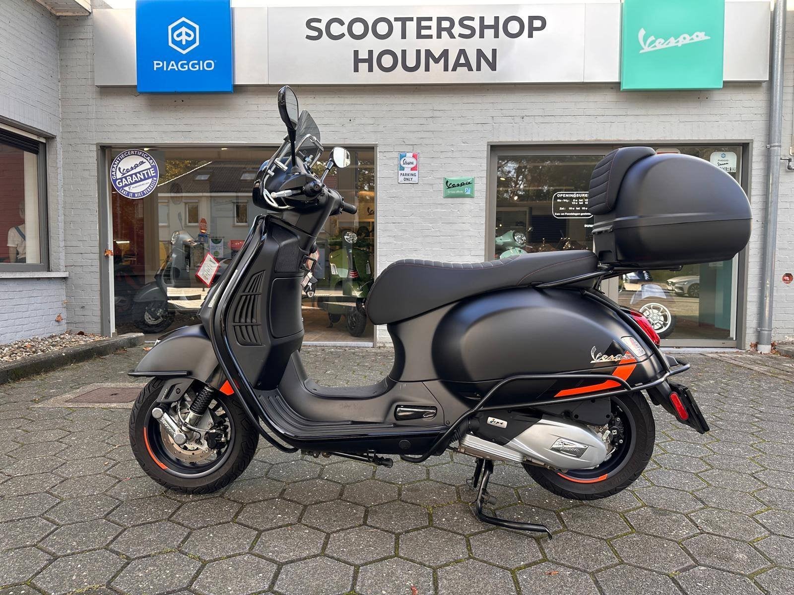 Vespa GTS 125 cc Super Sport Nero Convito 10.390Km (nr.43), Fietsen en Brommers, Gebruikt, Overige modellen, 125 cc, Benzine