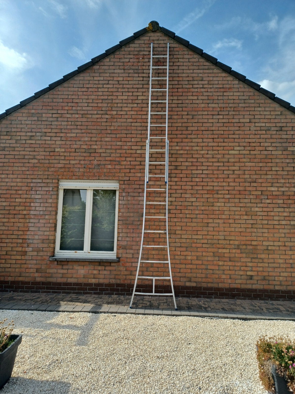 Ladder solide alu 2x11tr uitschuifbaar 5.80H openstaan p118e, Doe-het-zelf en Bouw, Ladders en Trappen, Ophalen, Ladder