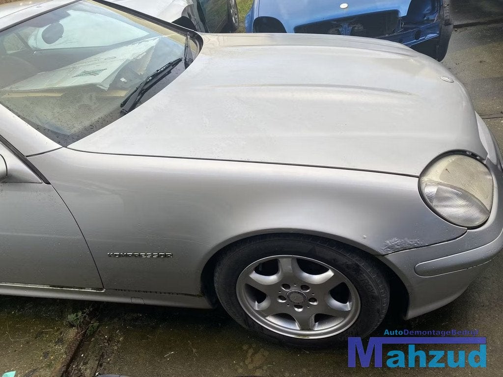 MERCEDES SLK R170 Zilver 744 rechts scherm voorscherm 1996-2, Gebruikt, Mercedes-Benz AG, Mercedes-Benz, Mercedesstrasse 120
70372  Stuttgart, DE