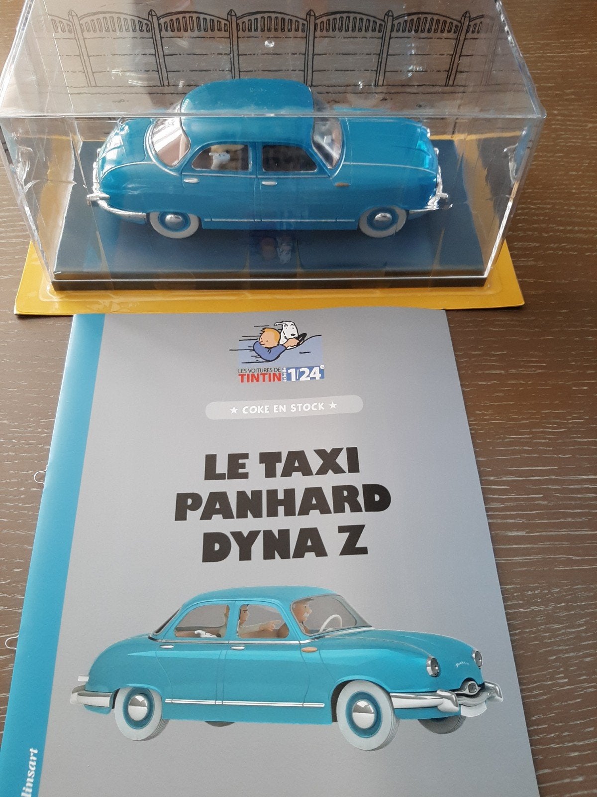 De taxi Panhard Dyna Z  1/24, Enlèvement ou Envoi