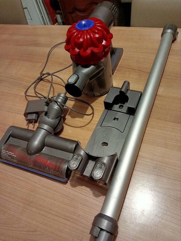 Aspirateur Dyson en très bon état, Enlèvement