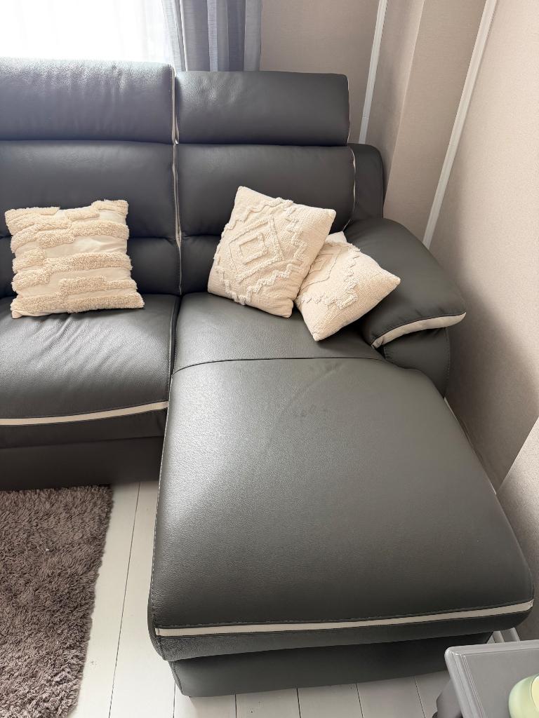 Divan en cuir, Trois personnes, 100 à 125 cm, Banc d'angle, 200 à 250 cm