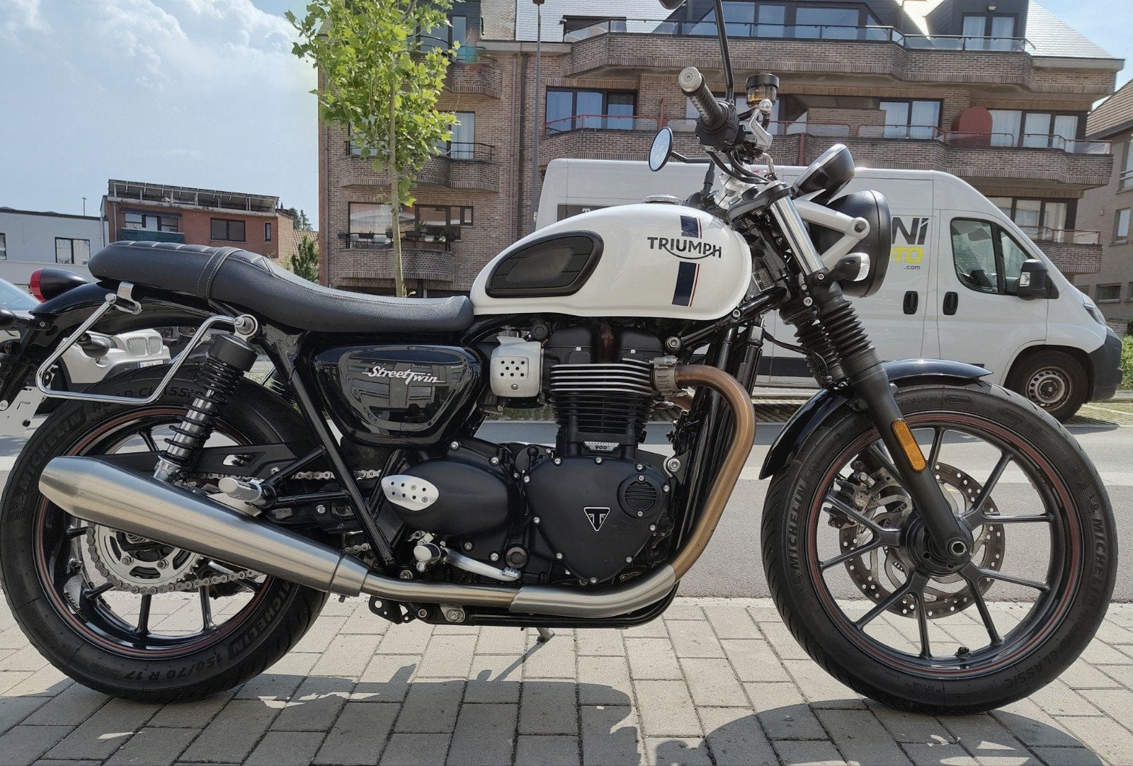 😎Triumph Street Twin 2018 900⚪1an garantie+CT❗, Entreprise