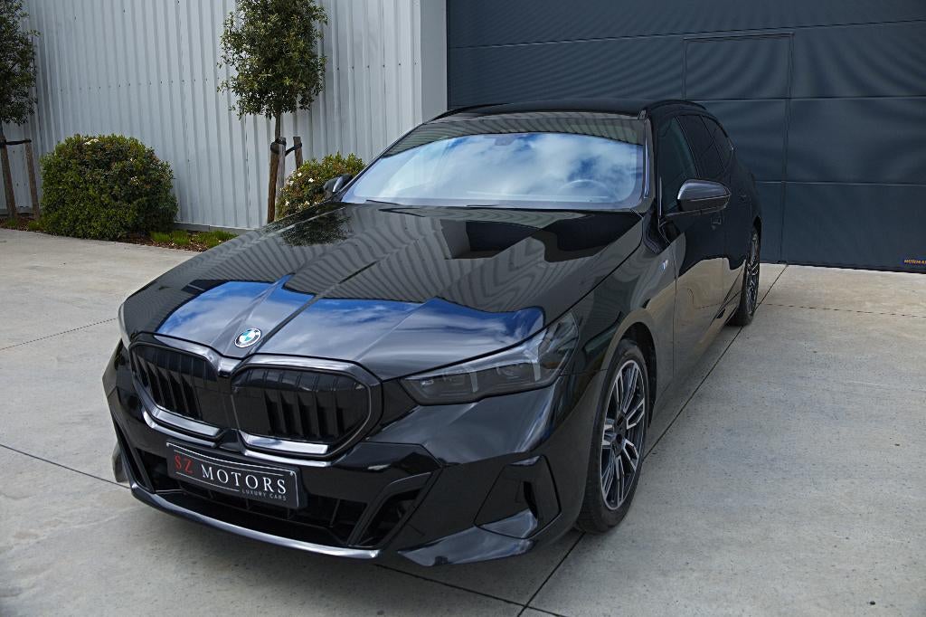 BMW 520 Touring | M Pack | Full Option | Pano | Head-up, Auto's, BMW, Testrit aan huis, Zwart, Leder, 5 deurs