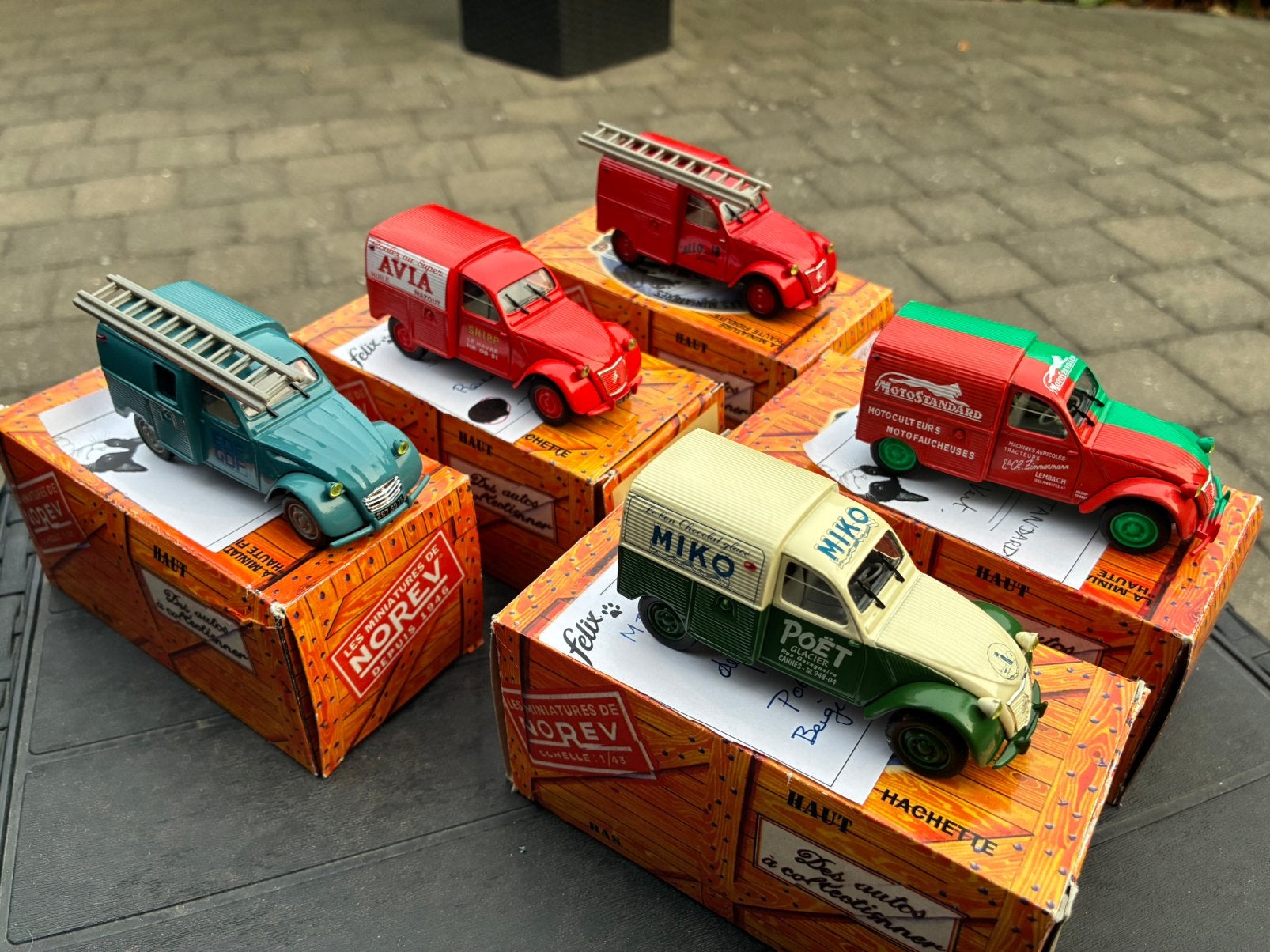 collection Citroën 2cv fourgonnette 1/43 norev, Ophalen, Zo goed als nieuw, Norev