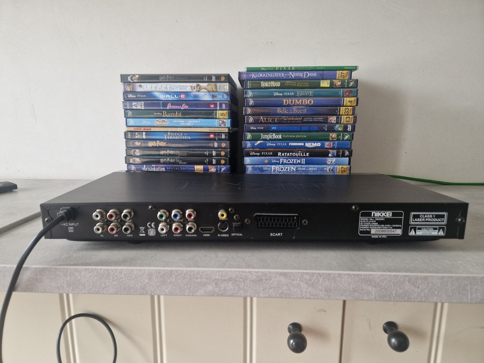 Dvd speler met 30 dvd's Disney, kinderfilm, tekenfilm, Ophalen, Tekenfilm