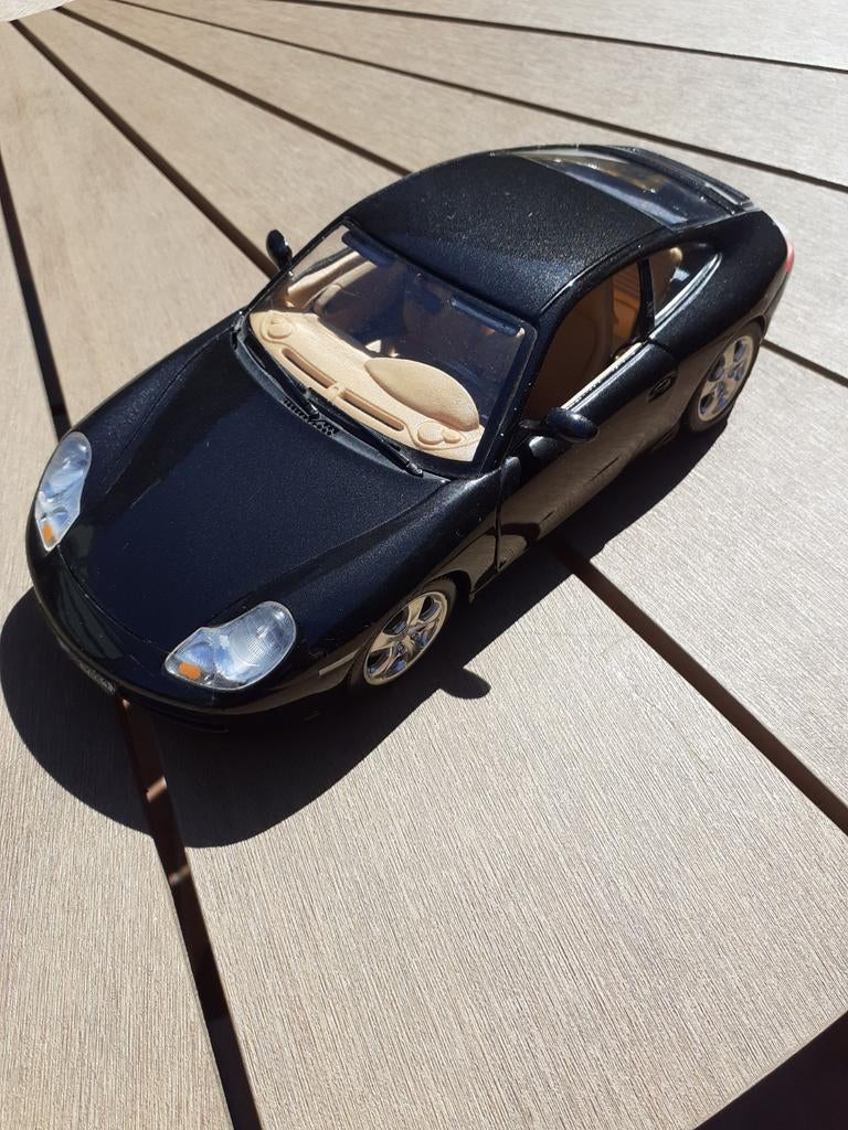 Modelauto  porsche, Hobby en Vrije tijd, Modelauto's | 1:18, Ophalen