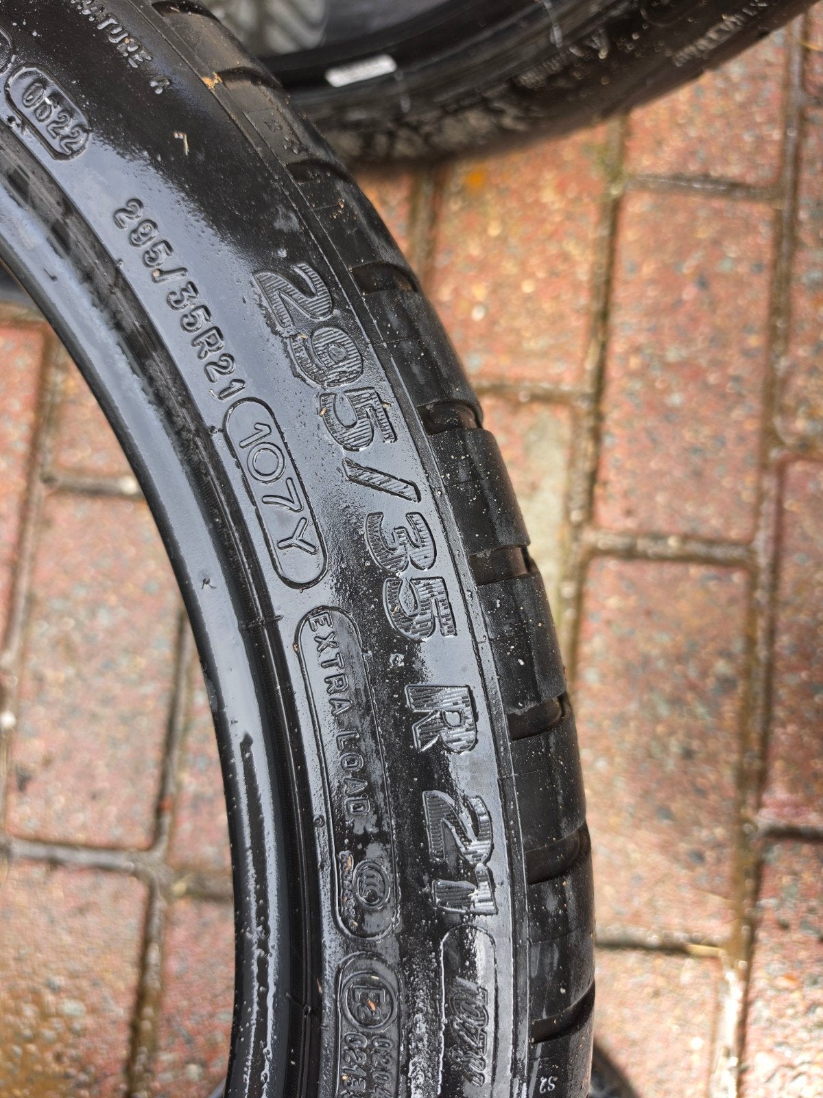 Banden bmw 5x, Ophalen, Band(en)