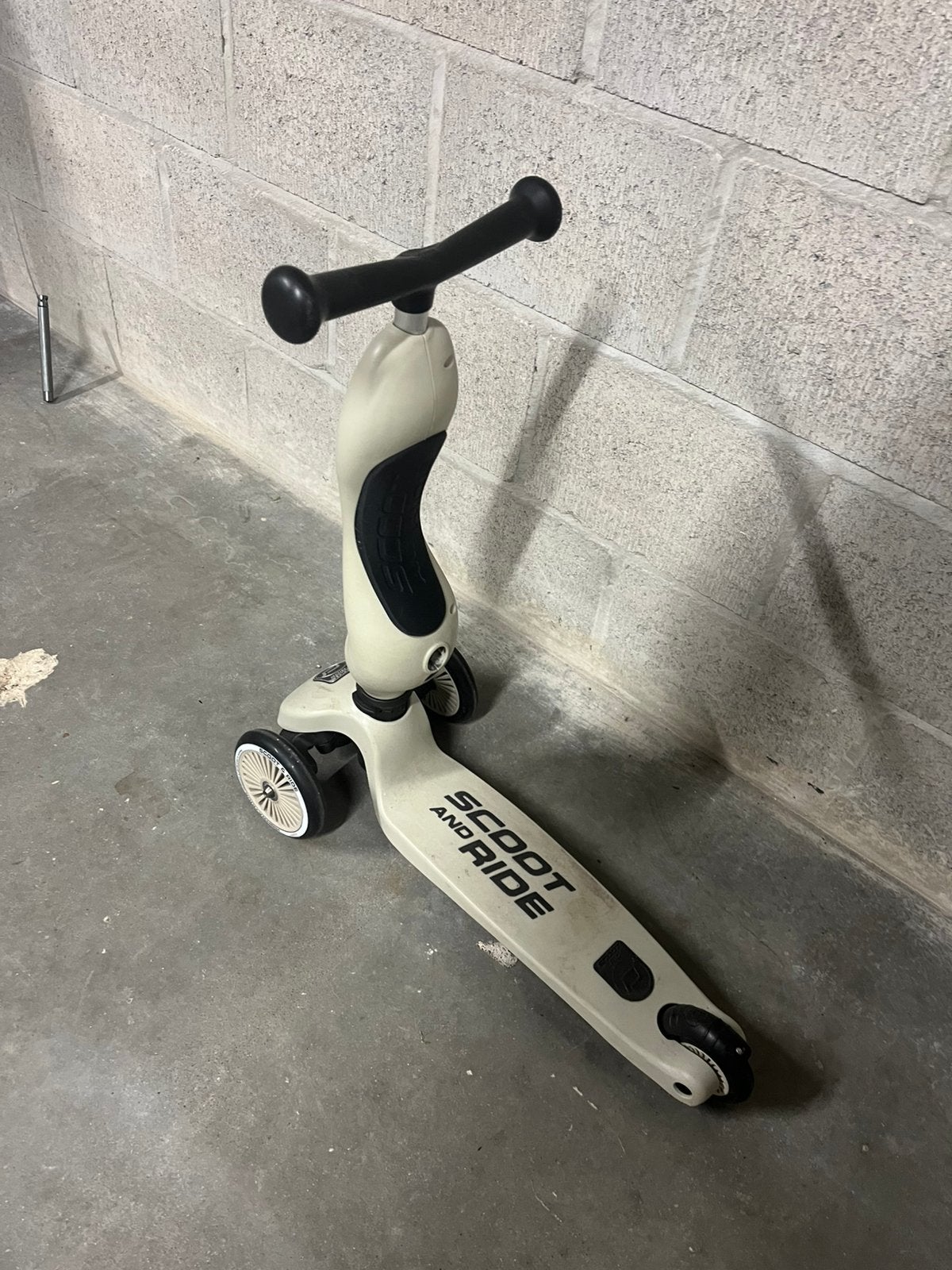 Scoot en ride, Fietsen en Brommers, Steps, Ophalen of Verzenden, Zo goed als nieuw