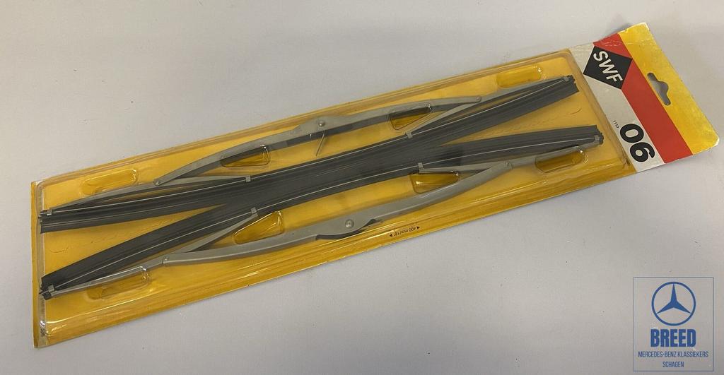 NOS set ruitenwissers voor Mercedes-Benz W108 W109 W114 W115, -, Nieuw, Ophalen of Verzenden, -