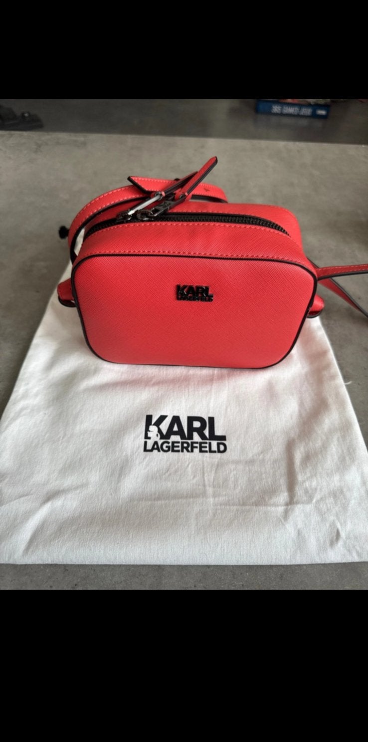 KARL LAGERFELD, Bijoux, Sacs & Beauté, Enlèvement ou Envoi, Comme neuf