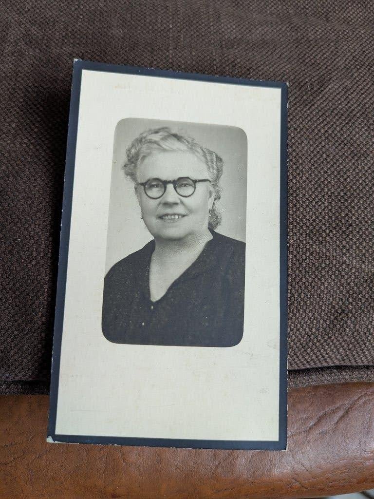 Dp Valerie bracke, Verzamelen, Bidprentjes en Rouwkaarten, Ophalen of Verzenden, Bidprentje