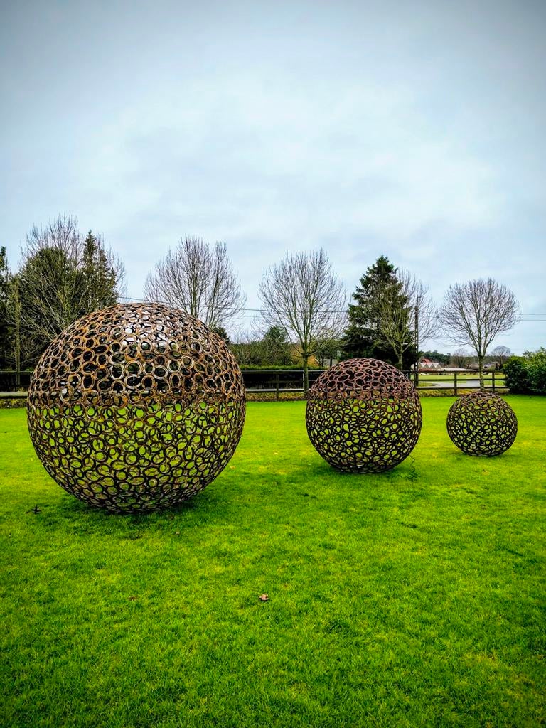 Hoefijzer bollen tot 250 cm !, Ophalen of Verzenden