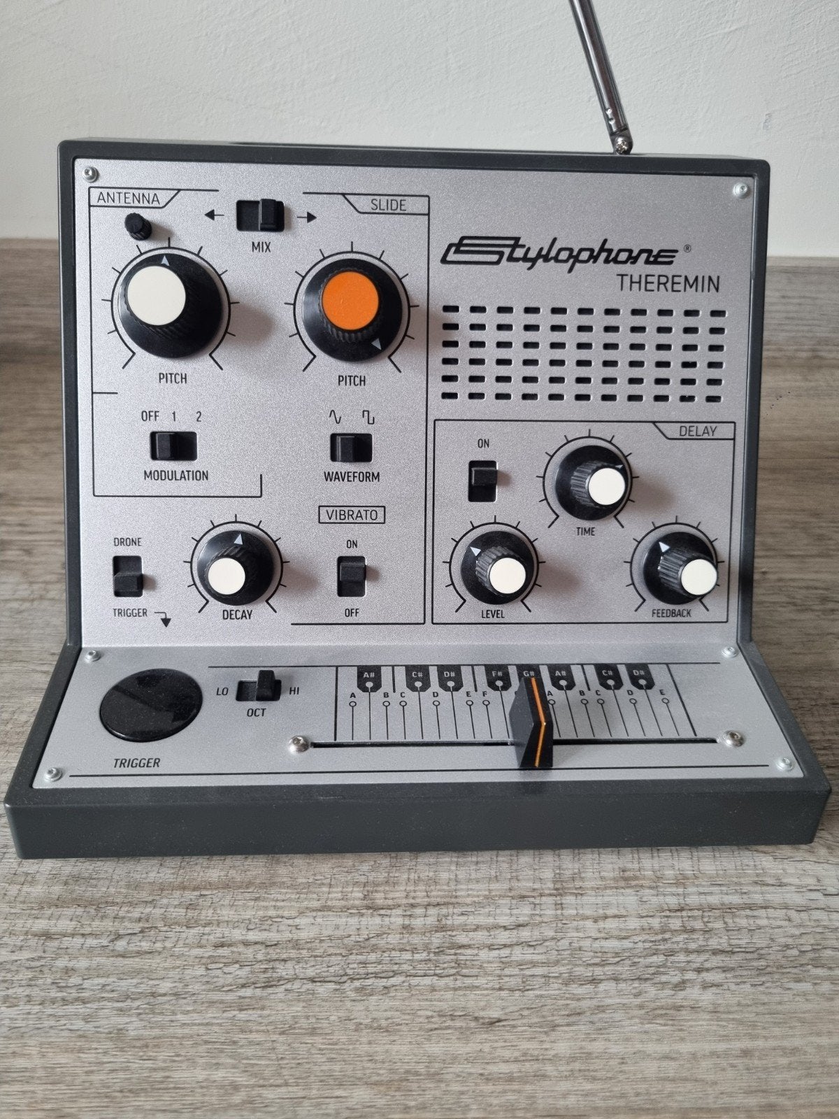 Stylophone Theremin, Muziek en Instrumenten, Keyboards, Ophalen, Zo goed als nieuw