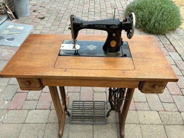 oude naaimachine Singer, Hobby en Vrije tijd, Ophalen, Gebruikt, Naaimachine, Singer