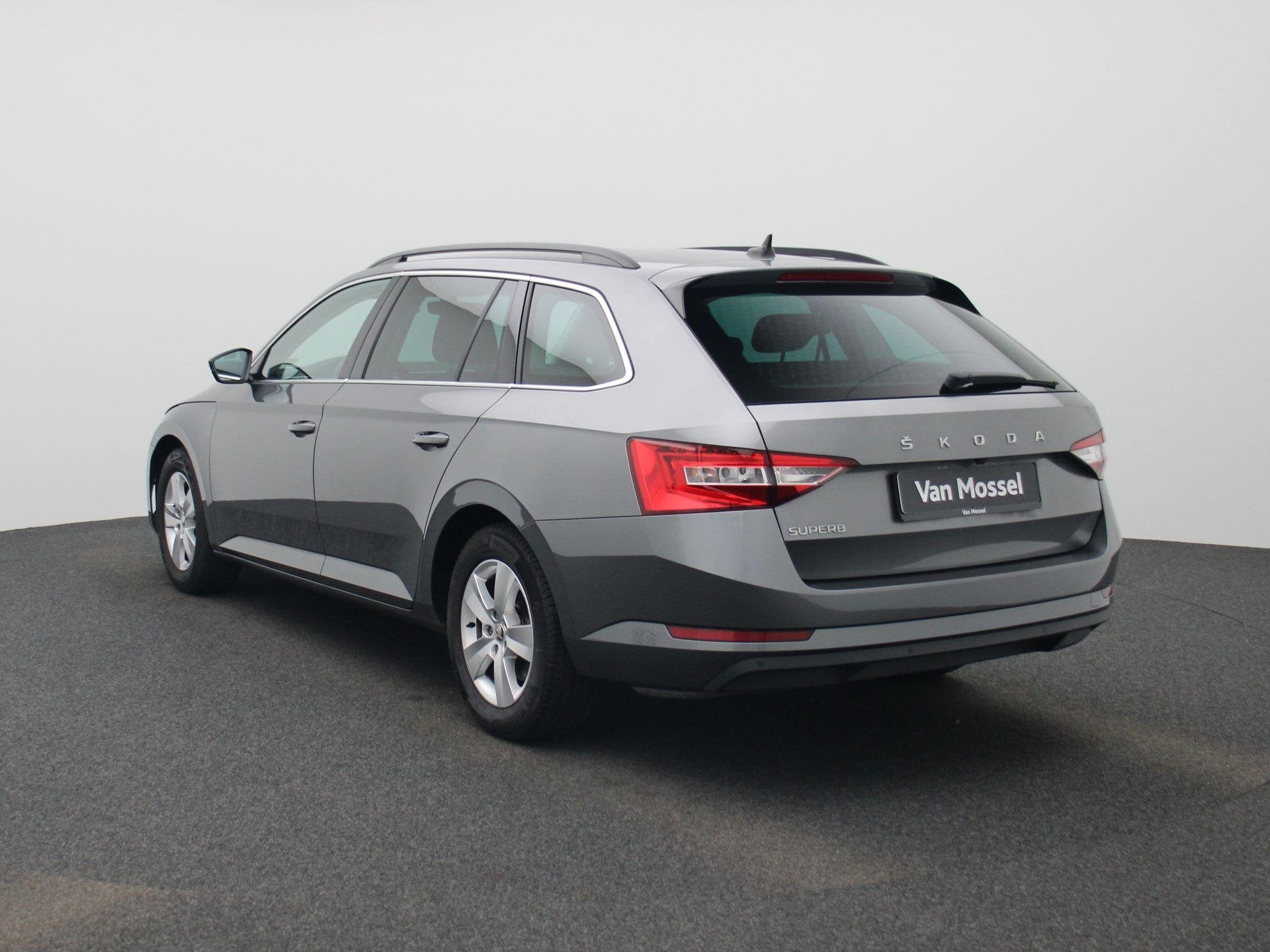 Skoda Superb Combi 1.5 TSI ACT 110kW DSG7 Ambition NAVI | CA, Auto's, Stof, Gebruikt, 4 cilinders, Automatische klimaatregeling