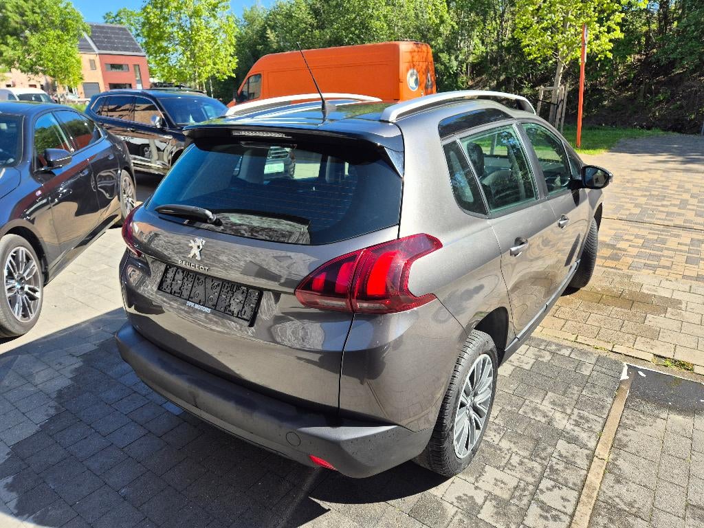Peugeot 2008 1.2benzine 2019 AC Navi Cruise Control GARANTIE, Voorwielaandrijving, 1199 cc, 5 deurs, 3 cilinders