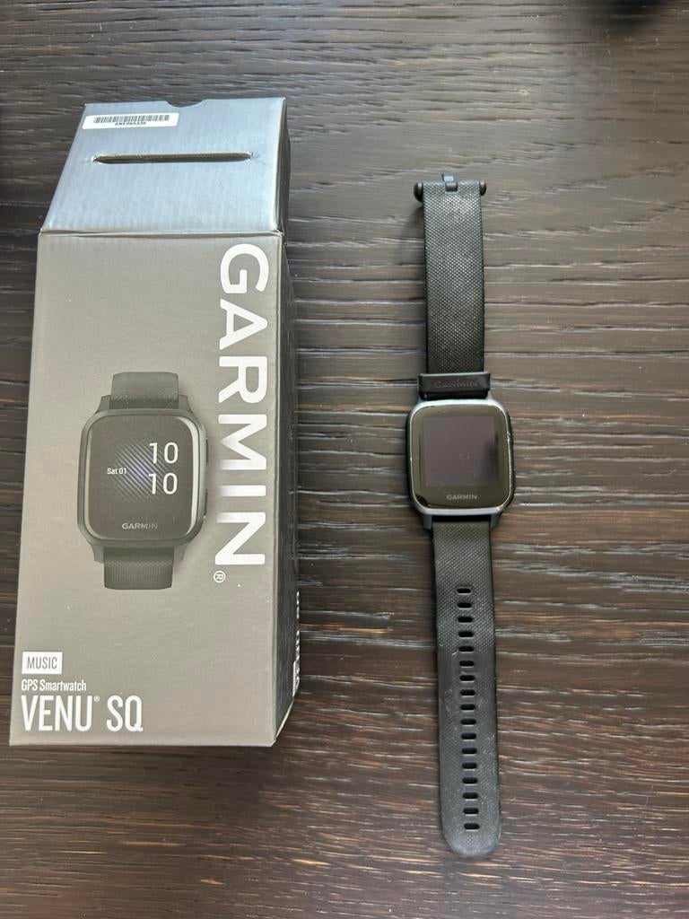 Garmin venu sq, Handtassen en Accessoires, Smartwatches, Ophalen, Gebruikt