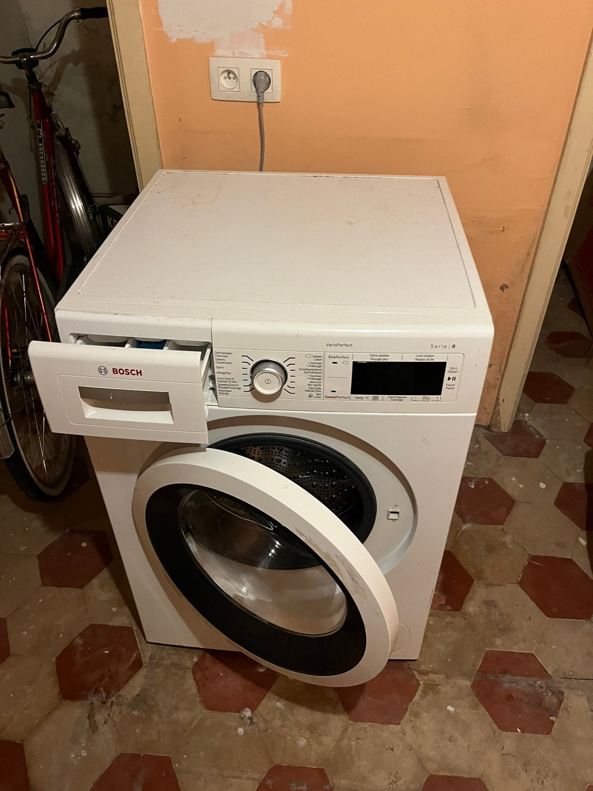 Bosch lave-ligne serie 8, Ophalen, Zo goed als nieuw