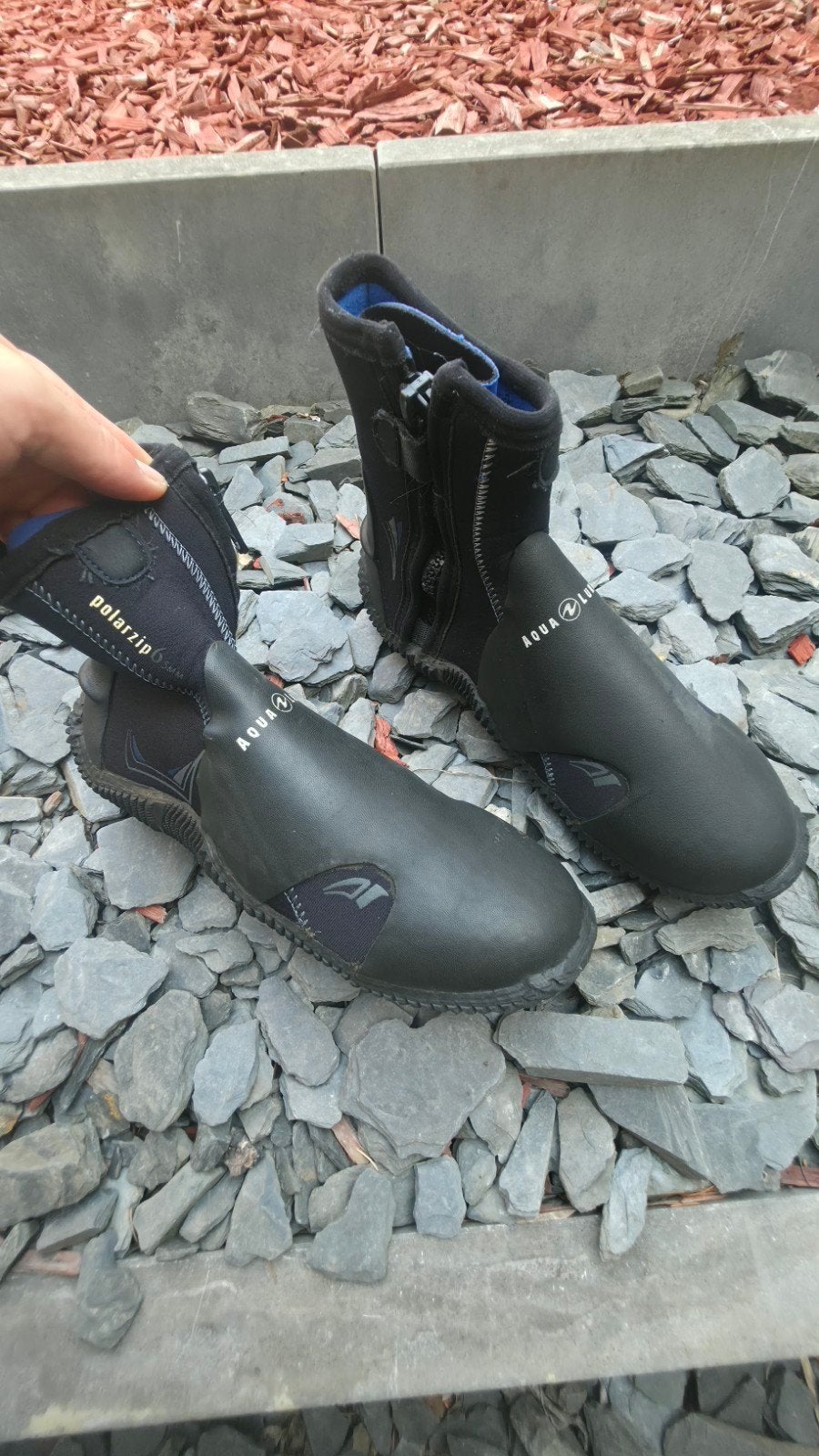 botte de plongée Aqua Lung, Enlèvement