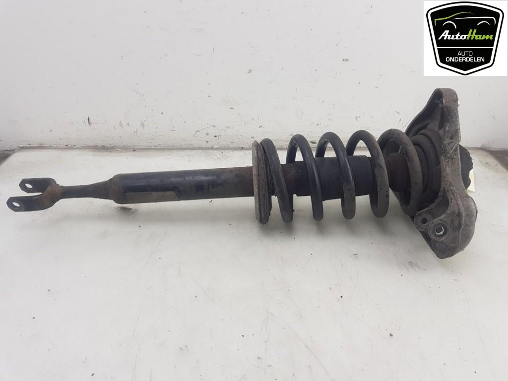 AMORTISSEUR OU ABSORBEUR DE CHOC AVANT GAUCHE A4 Avant (B6), Autos : Pièces & Accessoires, Auto-Union-Straße  1,
85057  Ingolstadt, DE