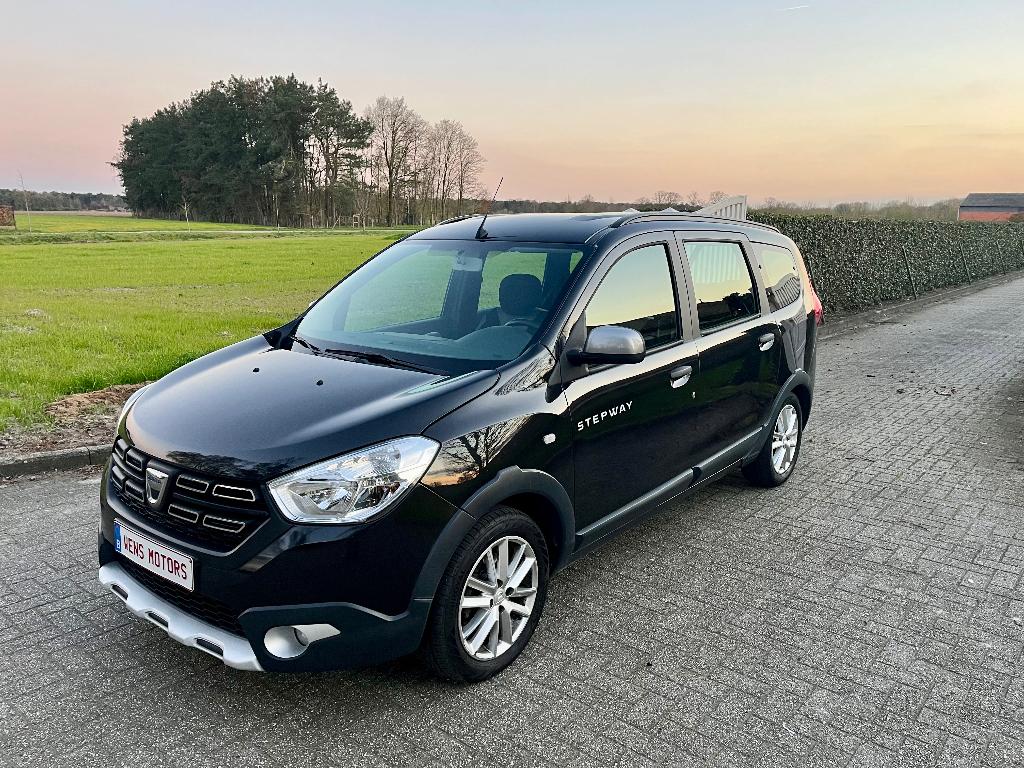 Dacia Lodgy Stepway 1.3 TCe 7 Zitplaatsen Camera/Navi/Cruise, Autos, Dacia, Entreprise, Achat, Lodgy, ABS, Caméra de recul, Airbags