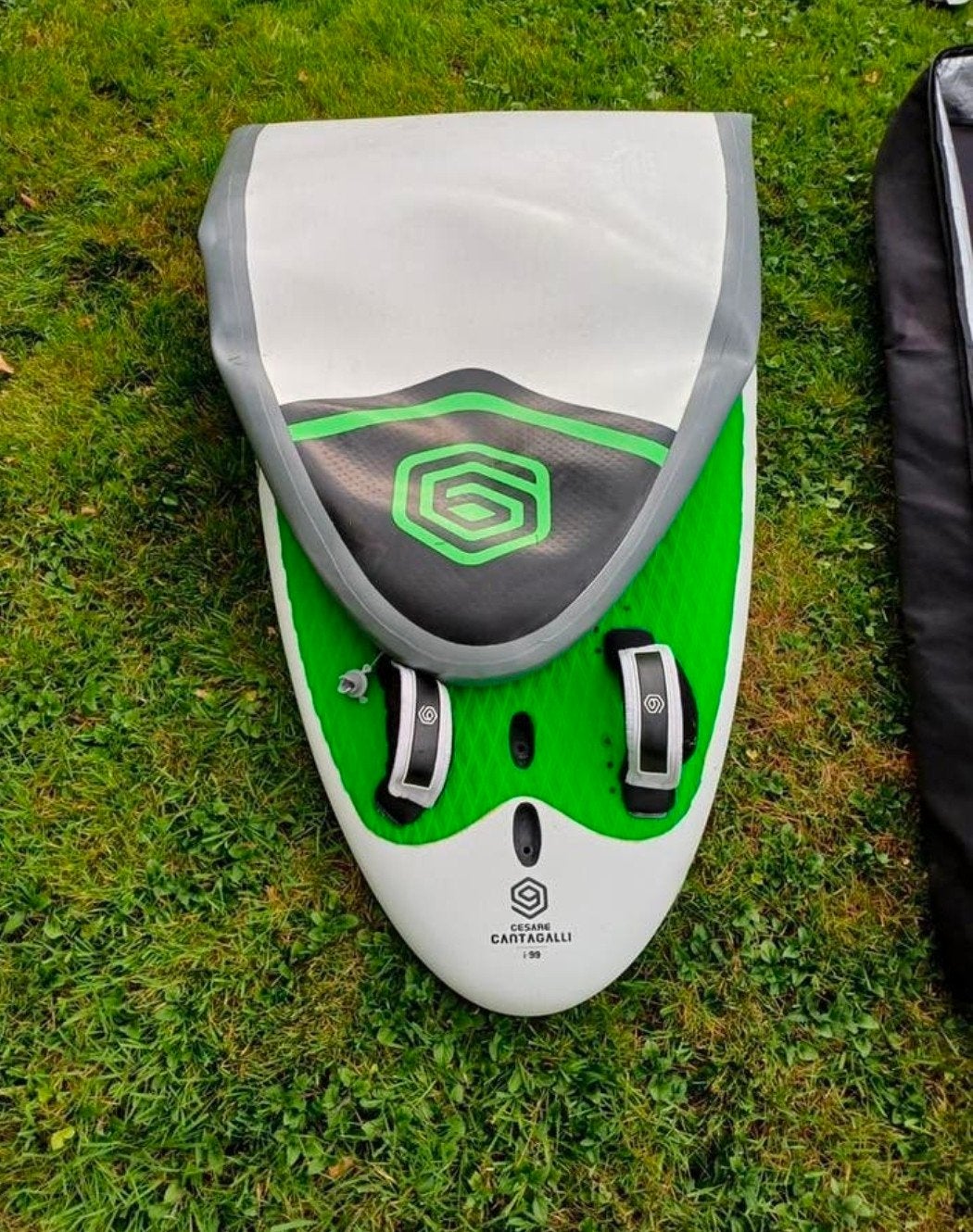 Windsurfboard > inflatable/hard concept > compact !, Enlèvement, Comme neuf