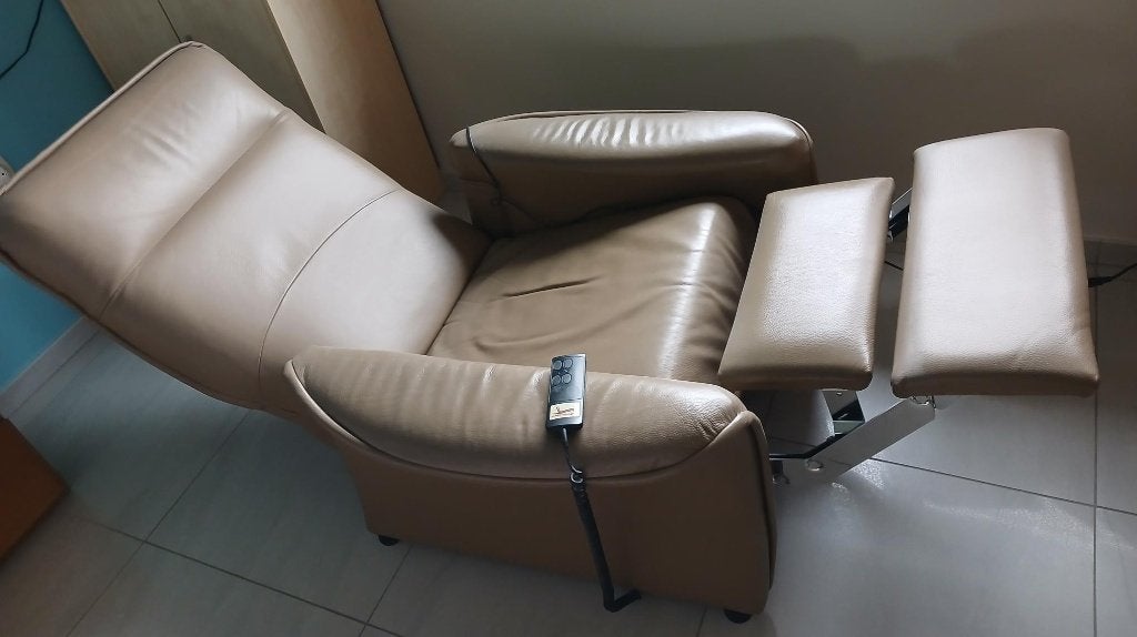 Relax Medalounger LUXE met Hart functie - nieuwstaat, Huis en Inrichting, Ophalen, Zo goed als nieuw, Leer, 50 tot 75 cm