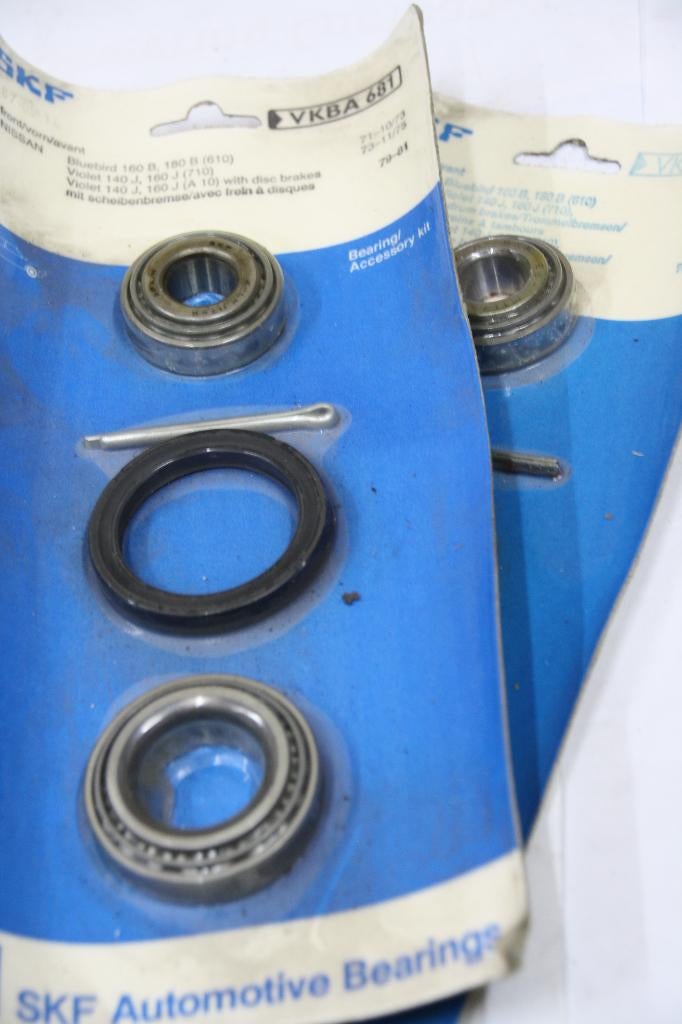 Twee sets wiellagers VKBA681 voor Nissan vooraan, Enlèvement ou Envoi, Neuf, Nissan