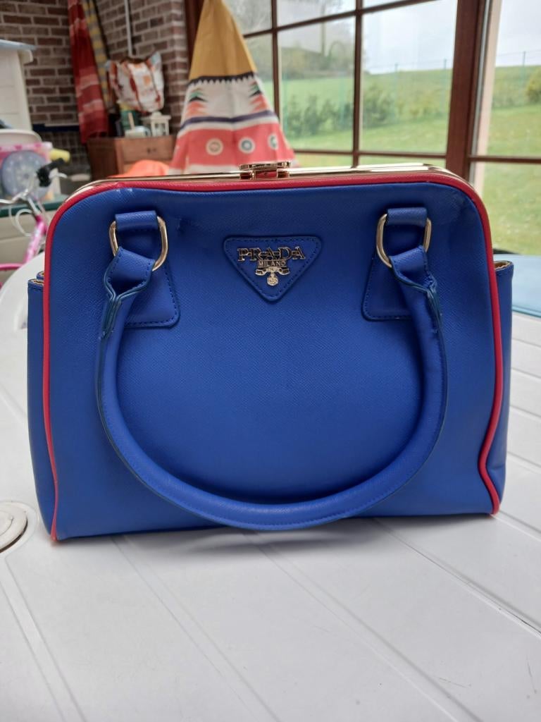 Sac modele PRADA Promenade Vernice Saffiano cuir, Neuf, Enlèvement ou Envoi, Moins de 40 cm, Moins de 35 cm