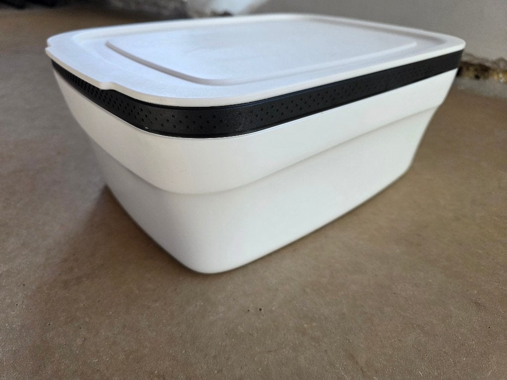 Tupperware Breadsmart plus, Huis en Inrichting, Keuken | Tupperware, Ophalen, Zo goed als nieuw, Wit, Bus of Trommel
