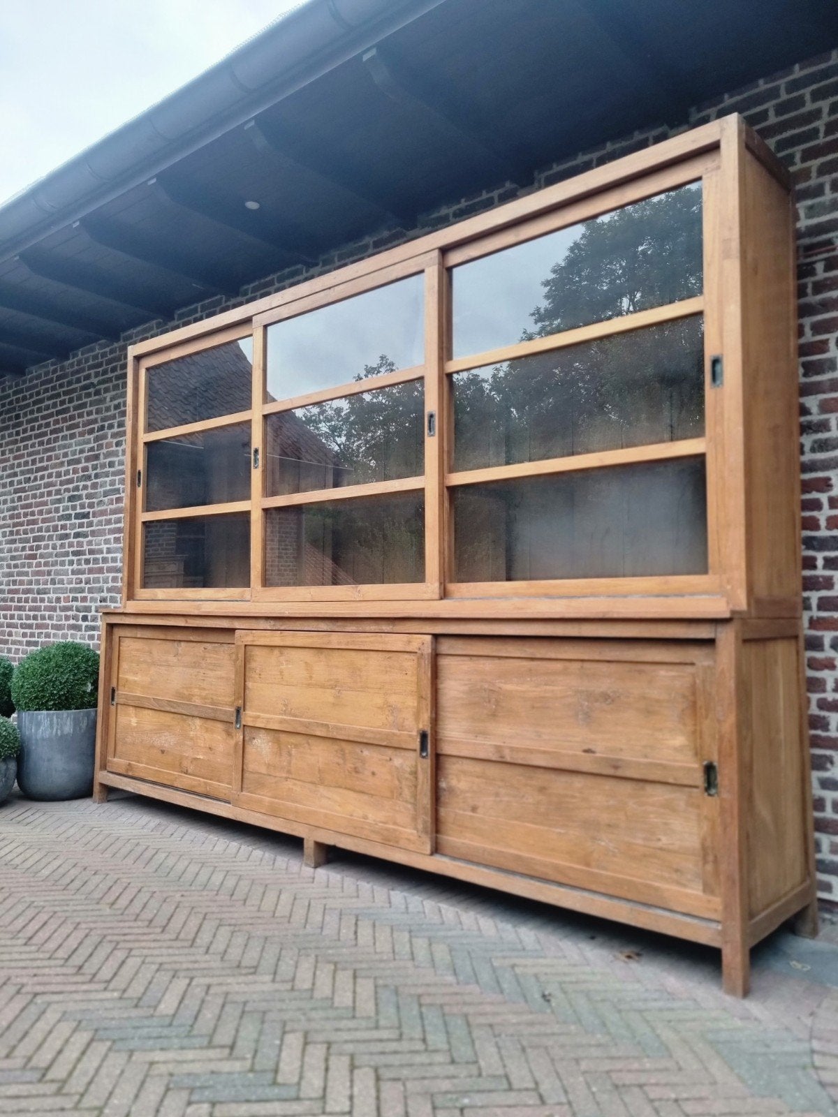 Teak vitrinekast/buffetkast  art.138/26, Teck, 25 à 50 cm, Avec tablette(s), 200 cm ou plus
