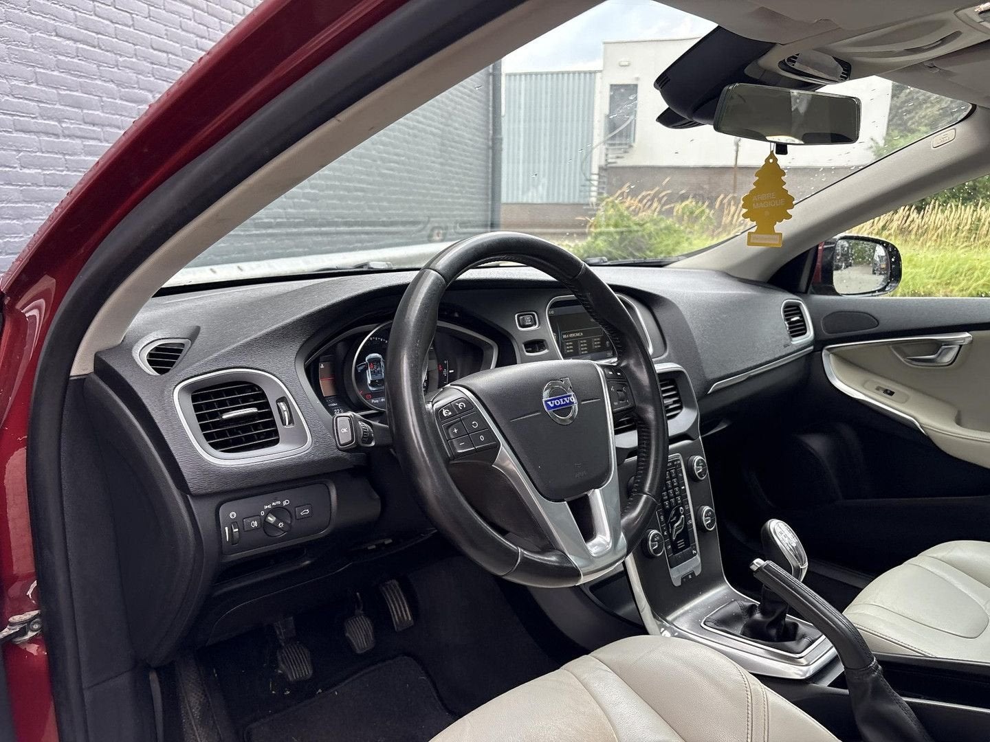 Volvo V40 1.6 D2 Summum | Pano | Leder | Climate | Cruise |, Auto's, Volvo, Start-stop-systeem, V40, 94 g/km, Te koop