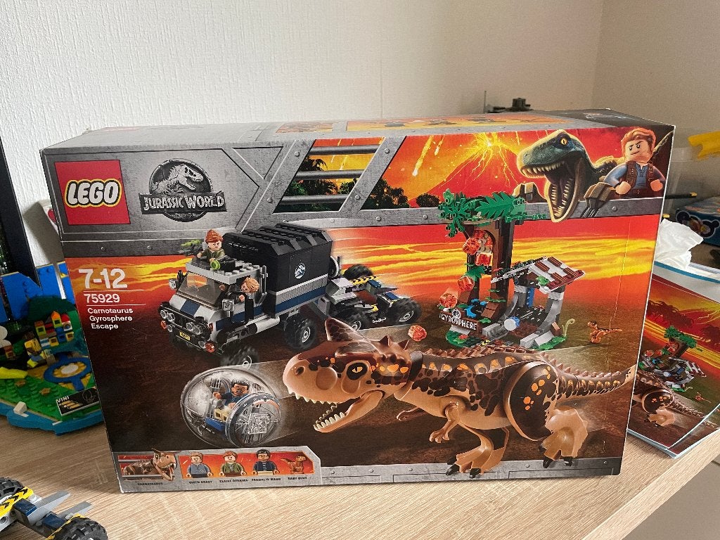 Lego Carnotaurus Gyrosphere Escape, Ophalen of Verzenden, Inclusief doos, Lego
