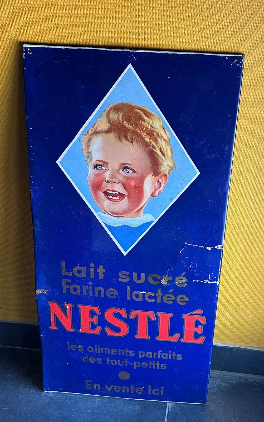 Nestlé emaille bord, Verzamelen, Ophalen of Verzenden, Gebruikt, Reclamebord