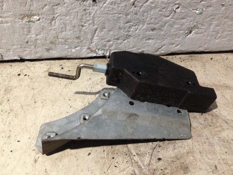 CENTRALE VERGRENDELING MOTOR BRANDSTOFKLEP Opel, Gebruikt, Opel, Opel Automobile GmbH, Kontakt-opel@opel.com