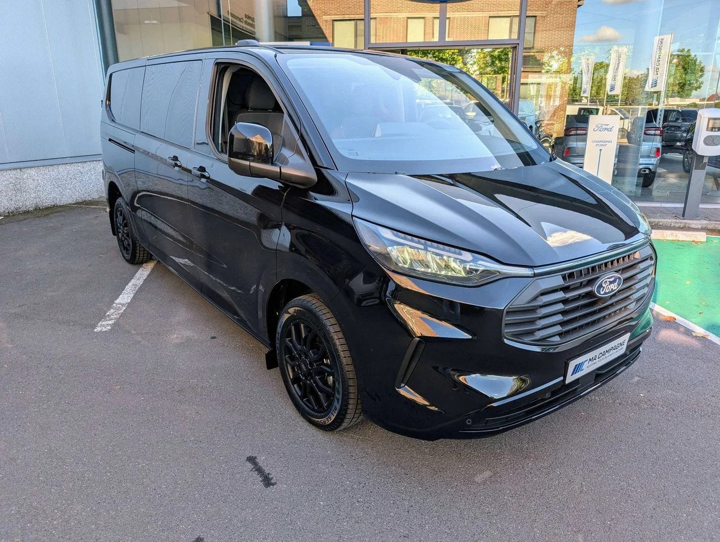 Ford Transit Custom DC 5pl Limited 320L L2 2.0TDCi 170pk A8, Achat, 4 portes, Entreprise, https://public.car-pass.be/vhr/48da4bfa-1693-4065-a384-b999d523da84