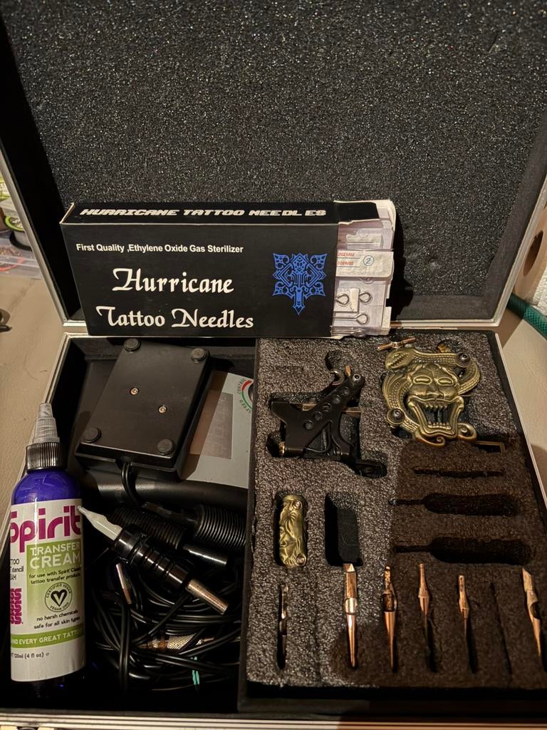 Tattoo machine, Hobby en Vrije tijd, Tekenen, Ophalen, Zo goed als nieuw
