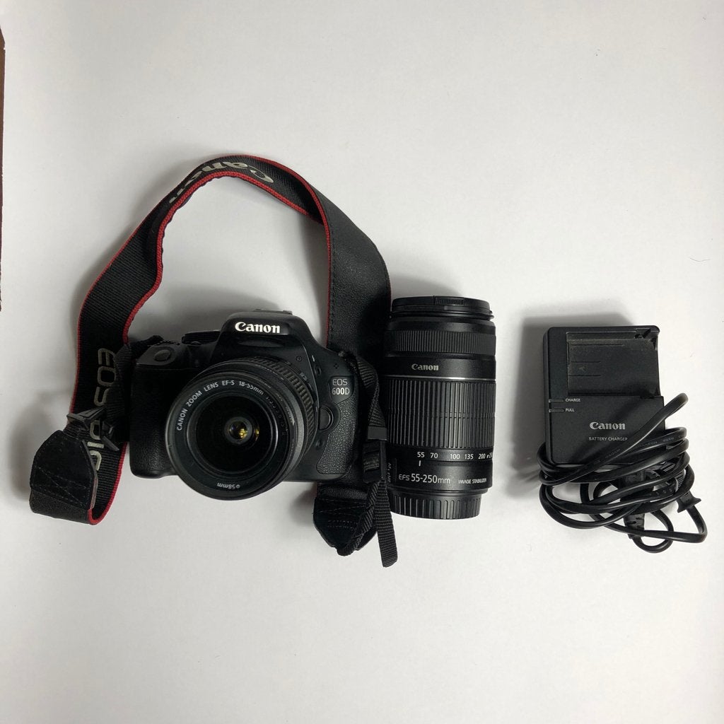 Canon EOS 600D + EFS 55-250mm + Canon EFS 18-55mm, TV, Hi-fi & Vidéo, Enlèvement ou Envoi, Utilisé, Batterie, Canon