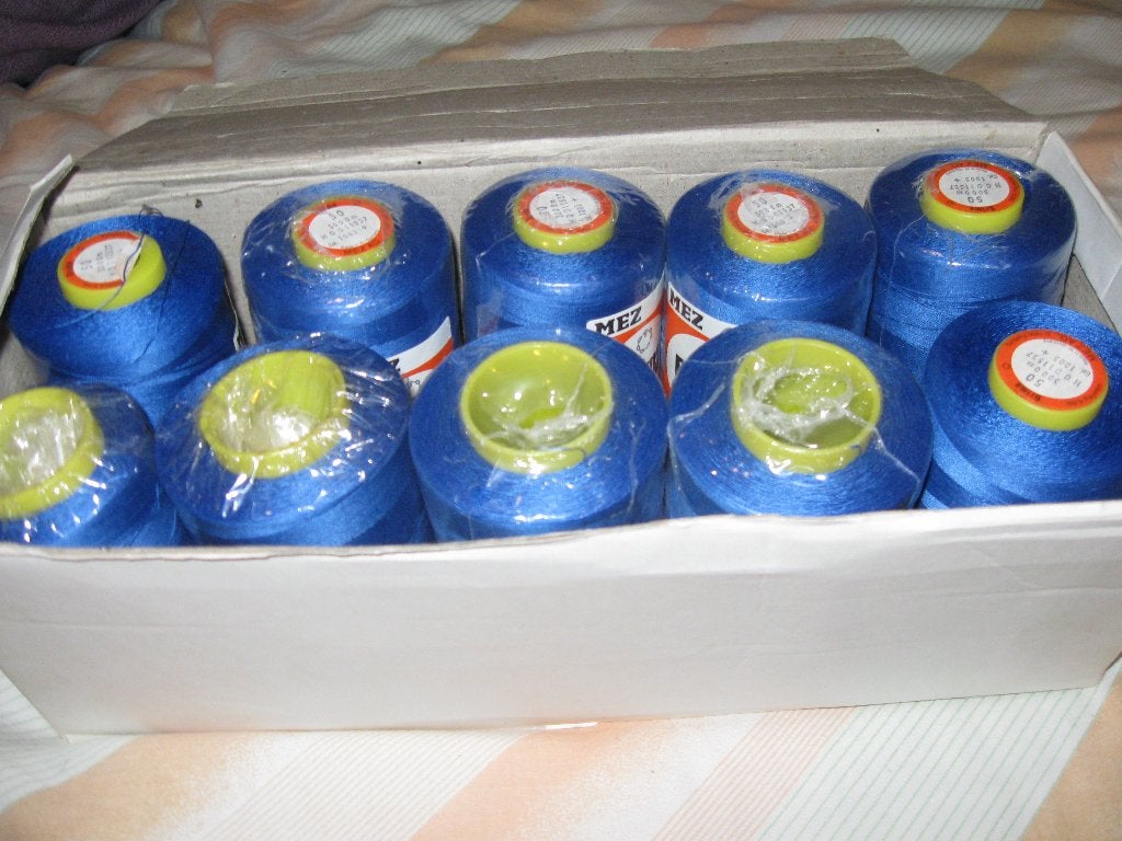 Naaigaren polyester num 50, Hobby en Vrije tijd, Naaien en Fournituren, Ophalen, Nieuw